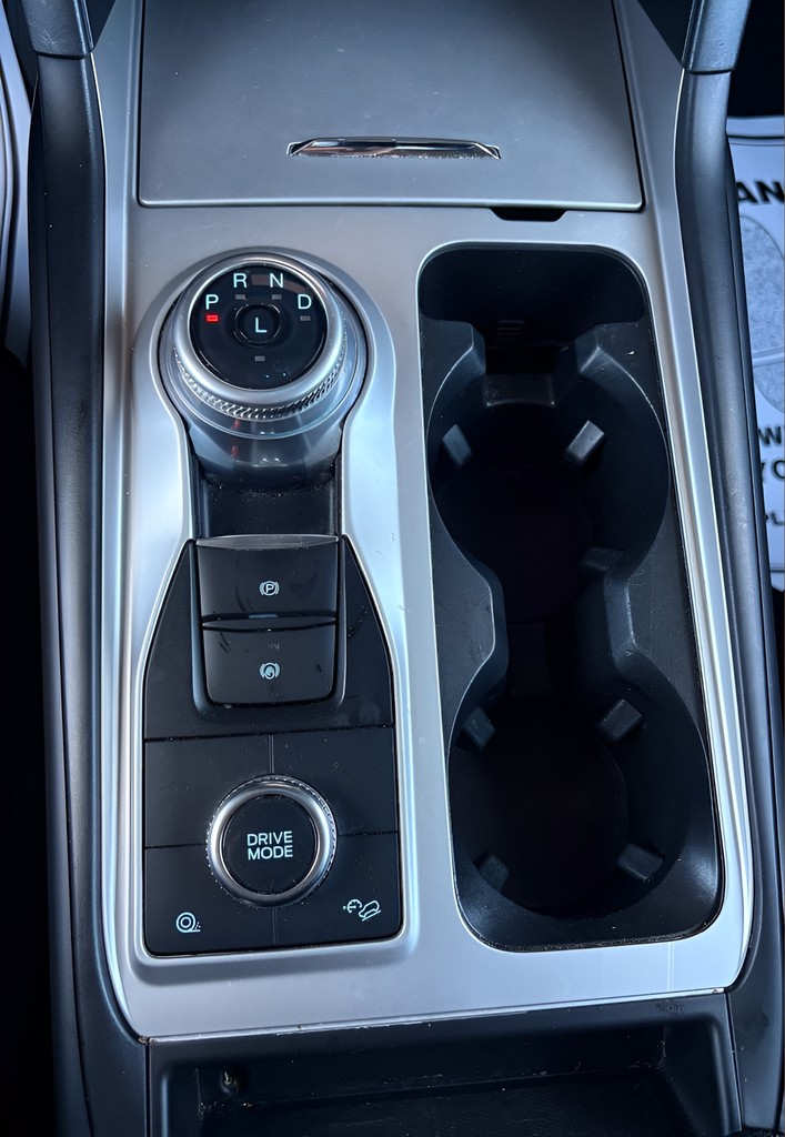 2022 Ford Explorer - $19,500