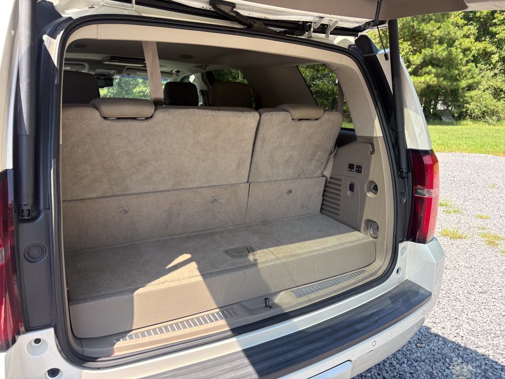 2015 Chevrolet Tahoe - $12,995