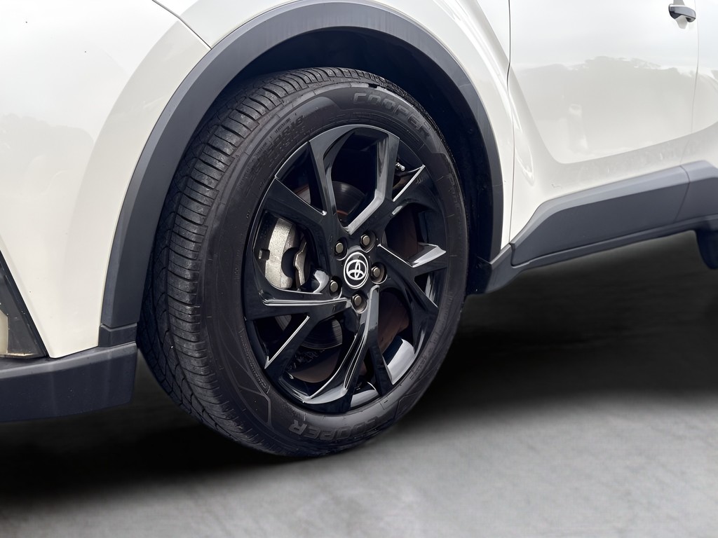 2021 Toyota C-HR - $16,495