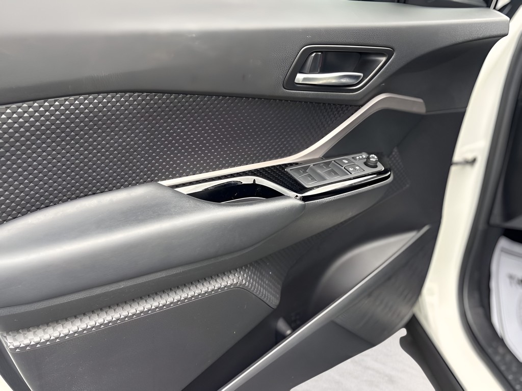 2021 Toyota C-HR - $16,495