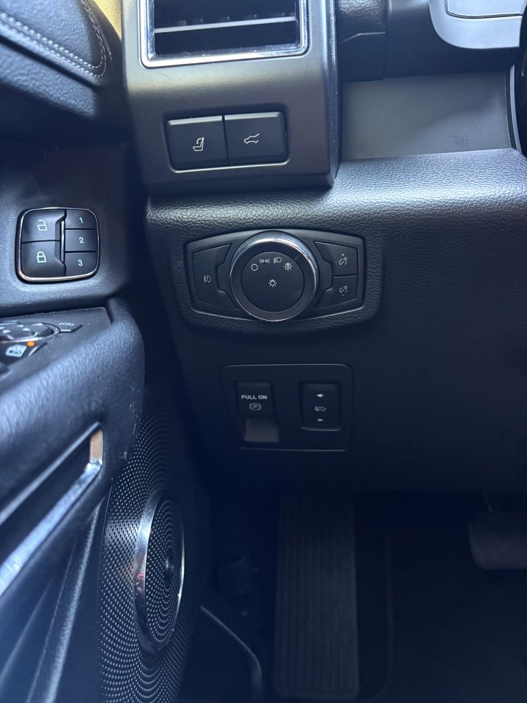2020 Ford Expedition - $19,575