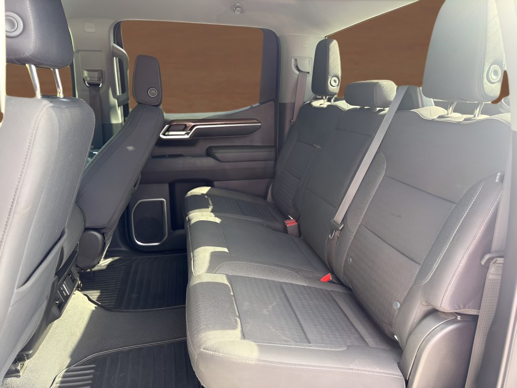 2023 Chevrolet Silverado - $25,995