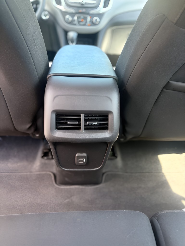 2022 Chevrolet Equinox - $18,995