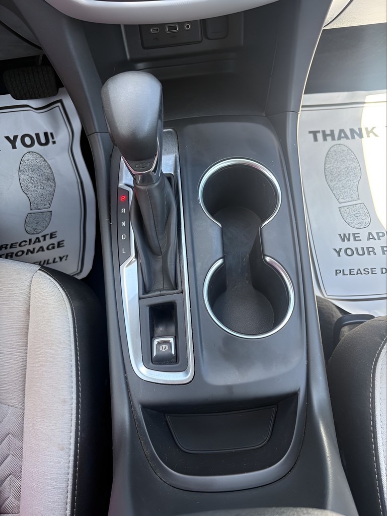 2022 Chevrolet Equinox - $18,995