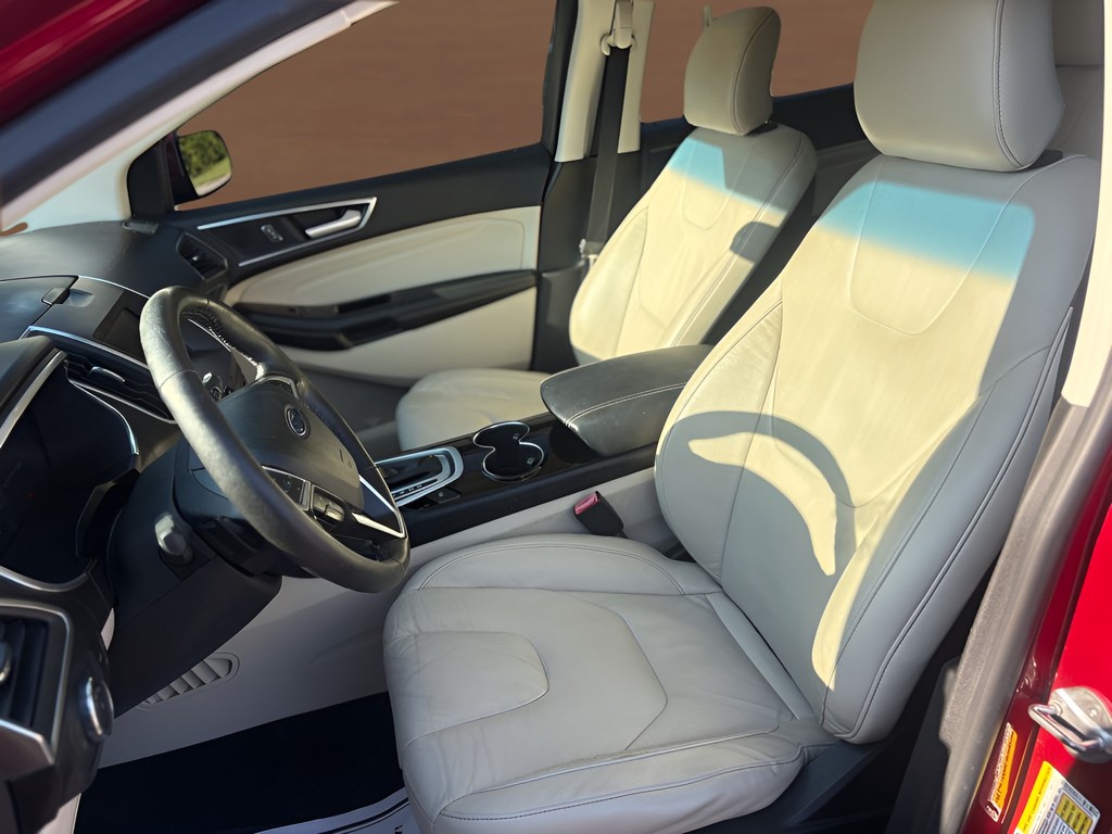 2015 Ford Edge - $7,850