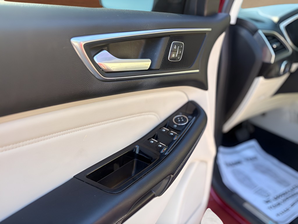 2015 Ford Edge - $7,850
