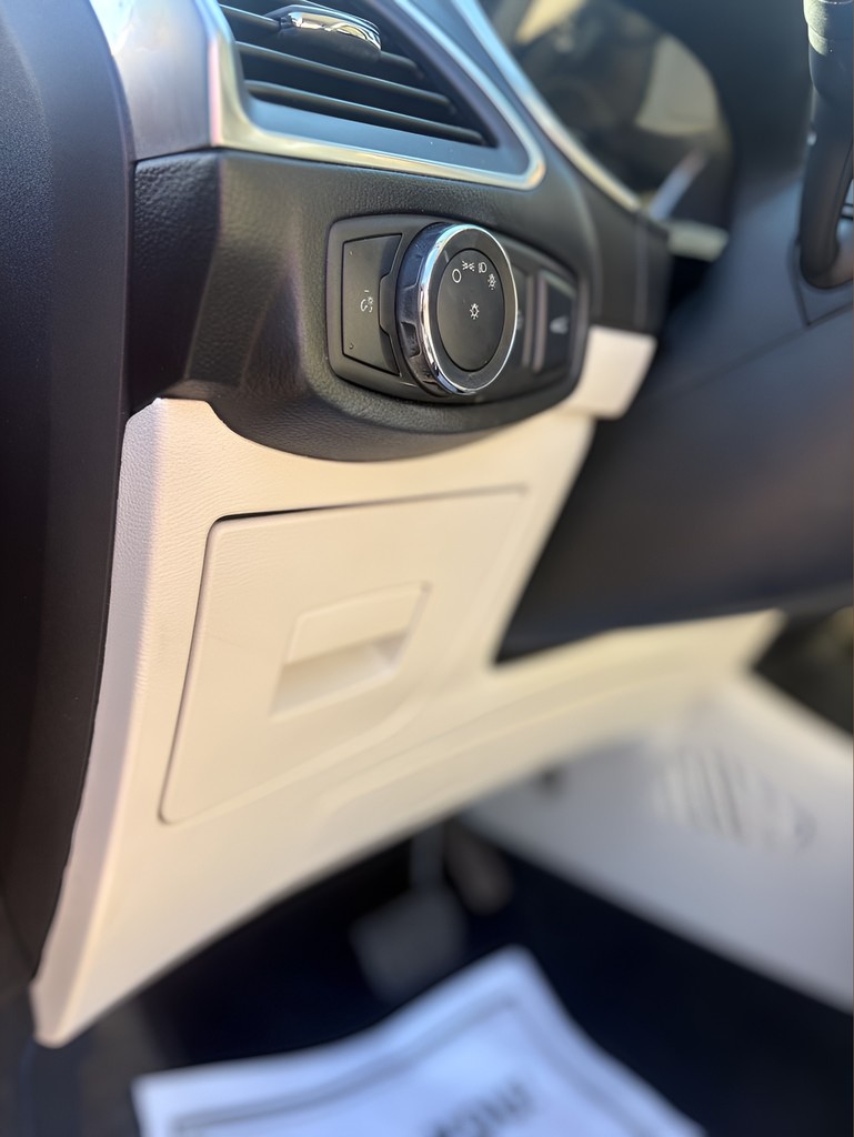 2015 Ford Edge - $7,850