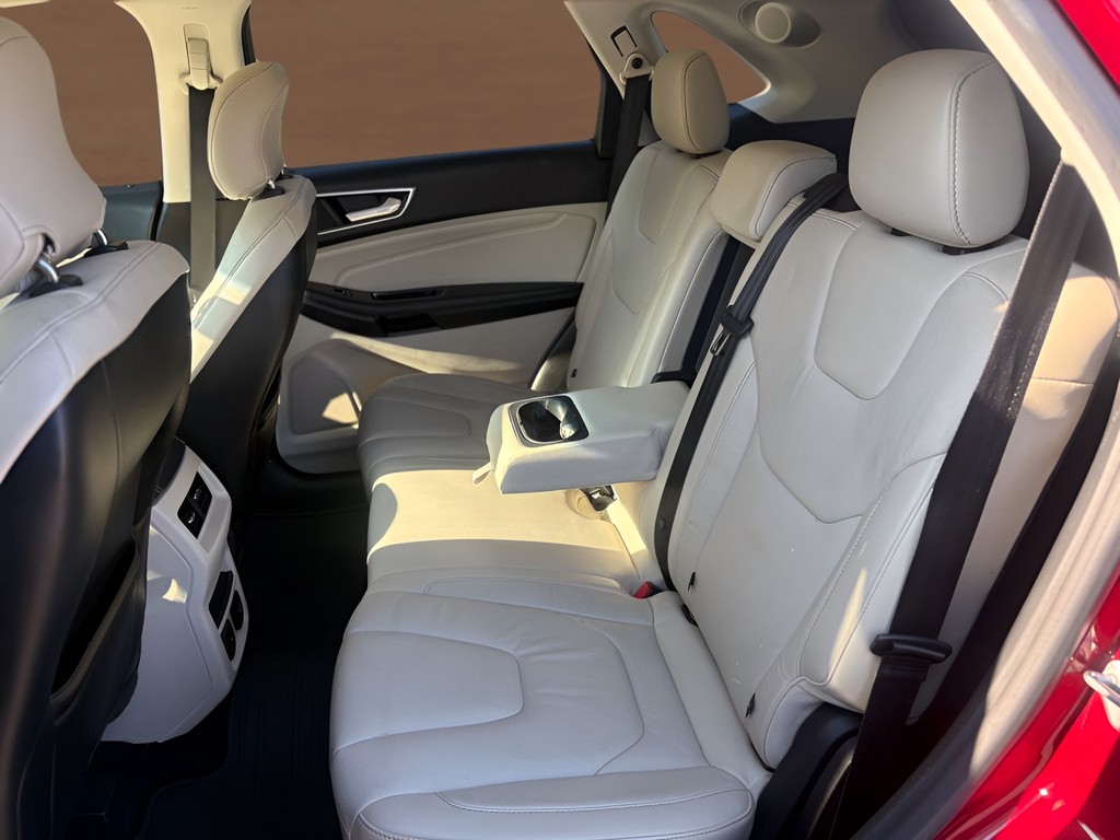 2015 Ford Edge - $7,850