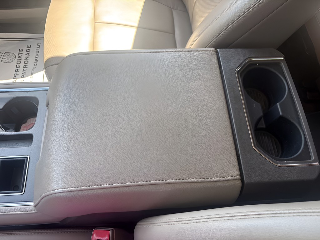 2020 Ford Expedition - $23,395
