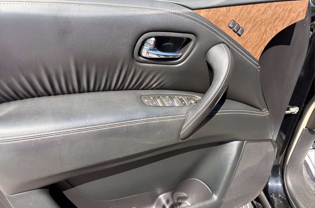 2017 INFINITI QX80 - $16,995