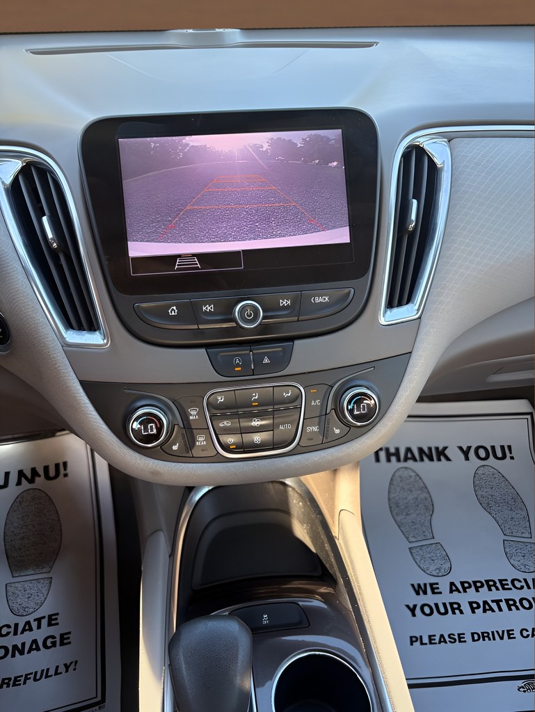2021 Chevrolet Malibu - $13,995