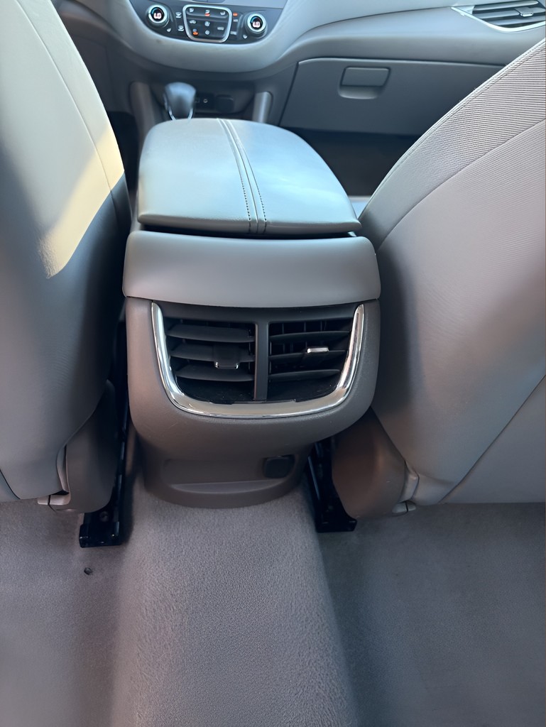 2021 Chevrolet Malibu - $13,995