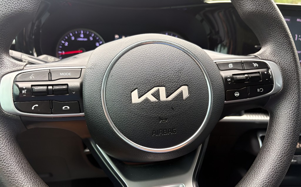2022 Kia K5 - $14,500