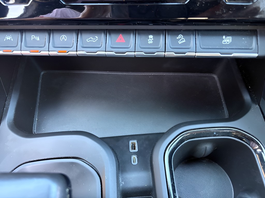 2022 GMC Sierra - $41,995