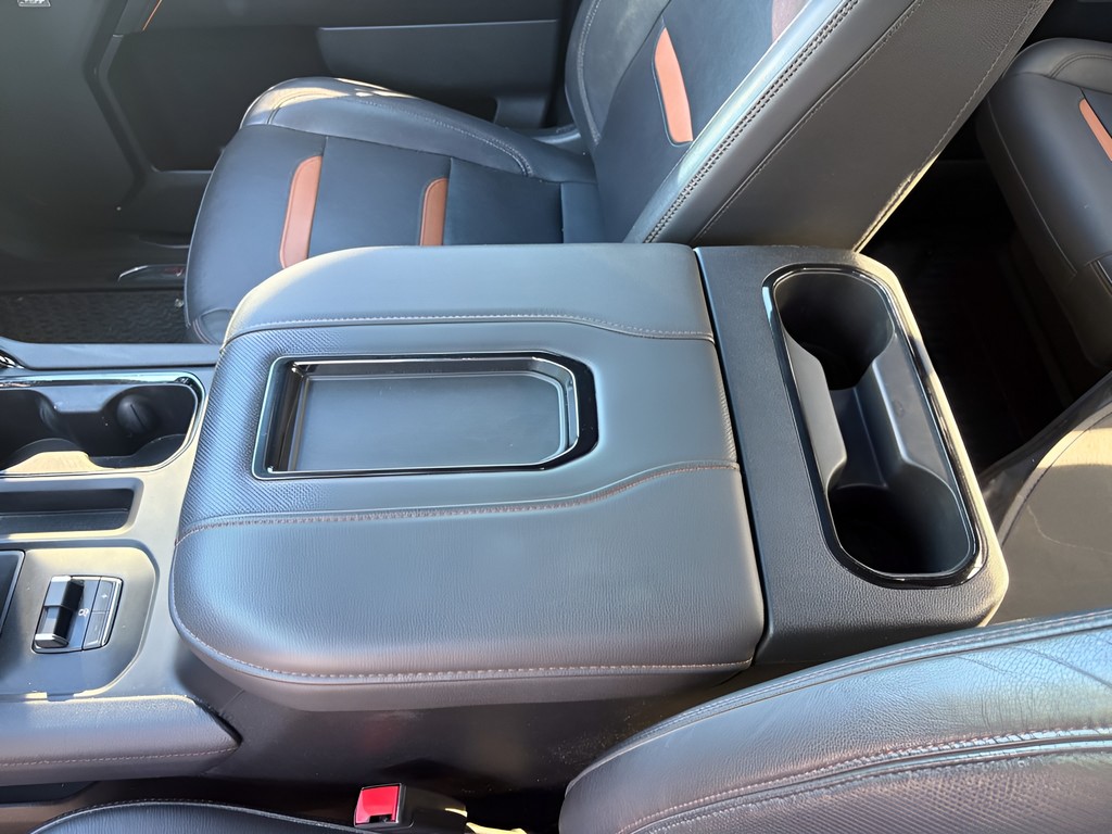 2022 GMC Sierra - $41,995