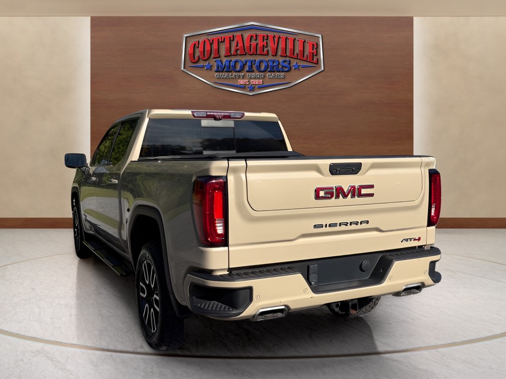 2022 GMC Sierra - $41,995
