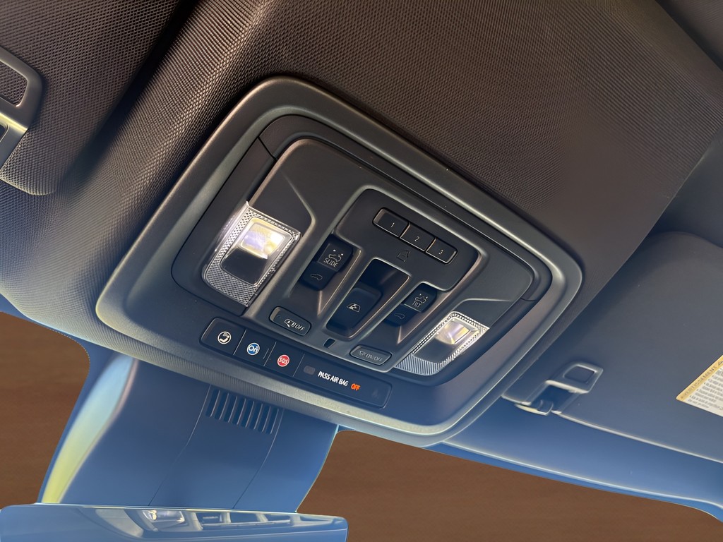 2022 GMC Sierra - $41,995