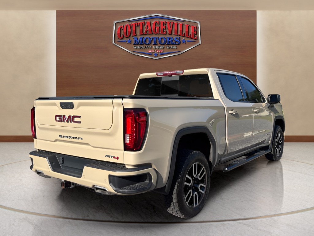 2022 GMC Sierra - $41,995