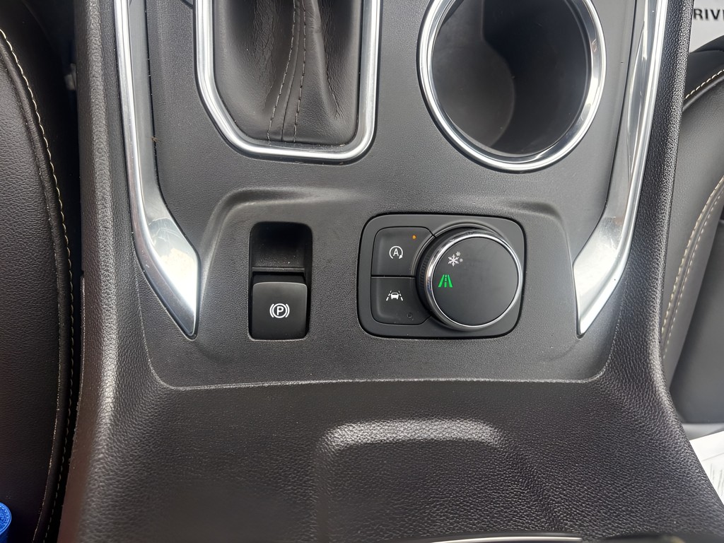 2023 Chevrolet Traverse - $21,995