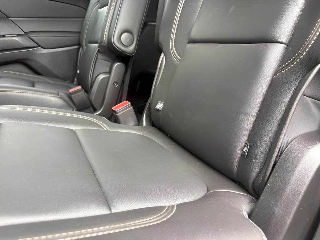 2023 Chevrolet Traverse - $21,995