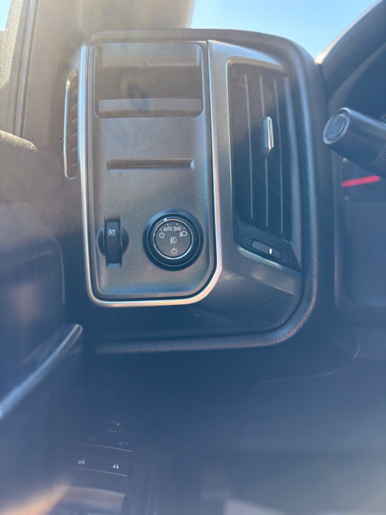 2014 Chevrolet Silverado - $16,595