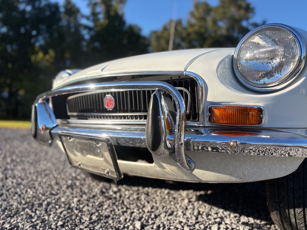 1973 MG B - $27,500