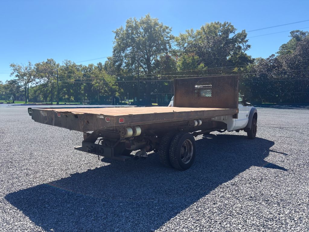 2015 Ford F-550 - $12,995