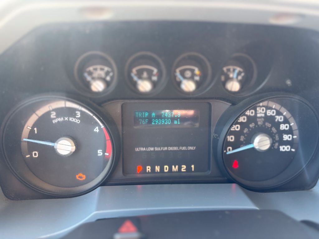2015 Ford F-550 - $12,995