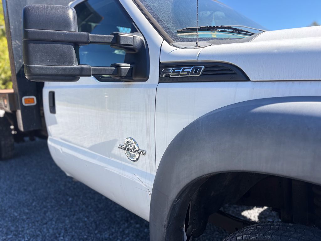 2015 Ford F-550 - $12,995