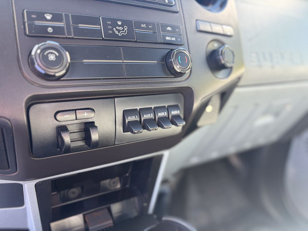 2015 Ford F-550 - $12,995