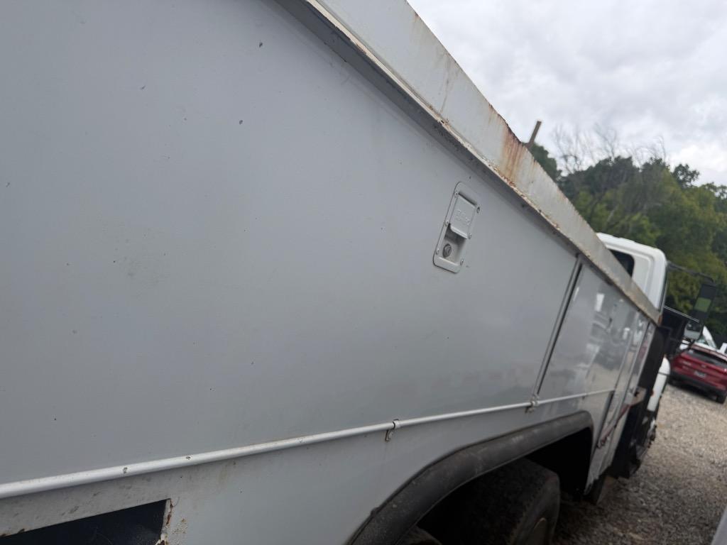 2003 International 7400 - $12,000