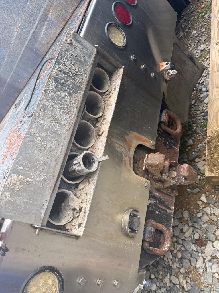 2003 International 7400 - $12,000