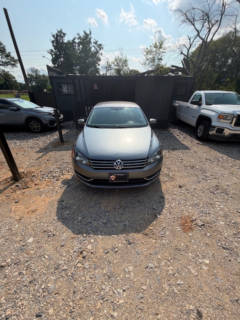 2012 Volkswagen Passat - $3,950