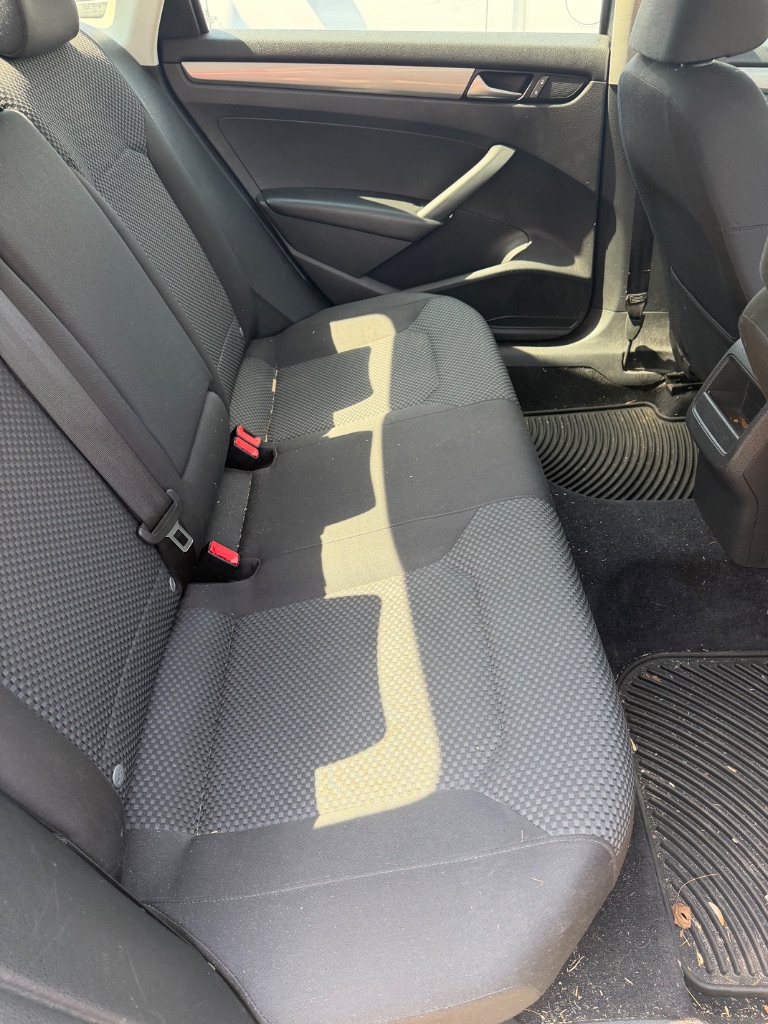2012 Volkswagen Passat - $3,950
