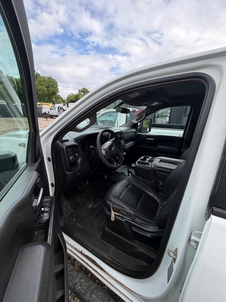 2020 Chevrolet Silverado 3500HD C/C - $20,500