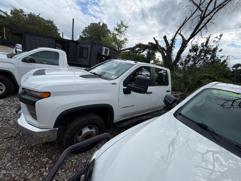 2020 Chevrolet Silverado 3500HD C/C - $20,500