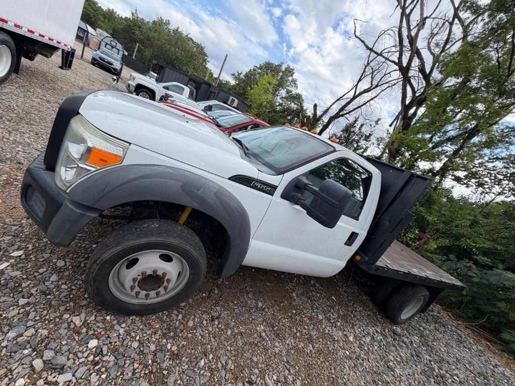 2011 Ford F-550 - $6,900
