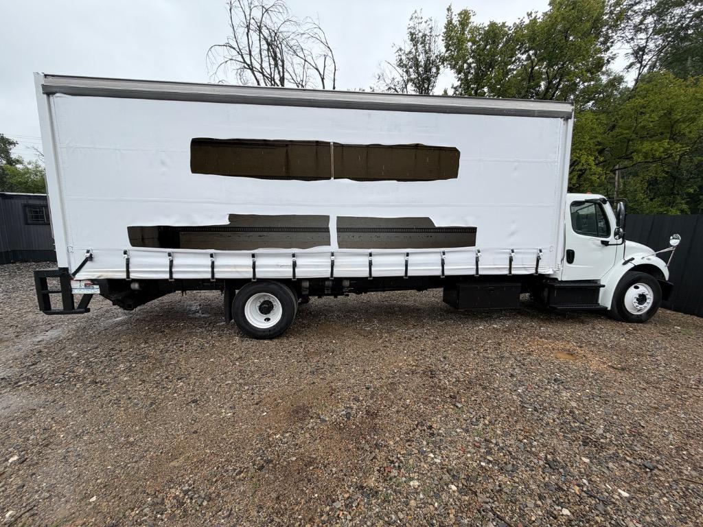 2018 Freightliner M2