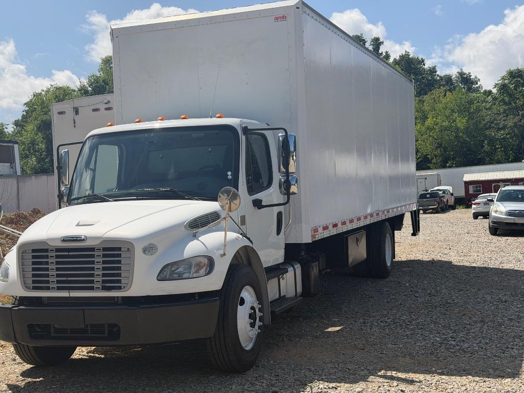 2018 Freightliner M2