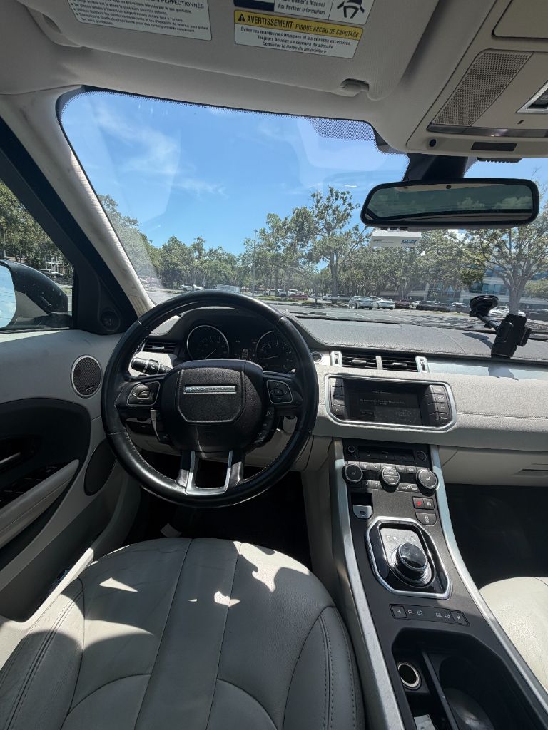 2014 Land Rover Range Rover Evoque - $10,900