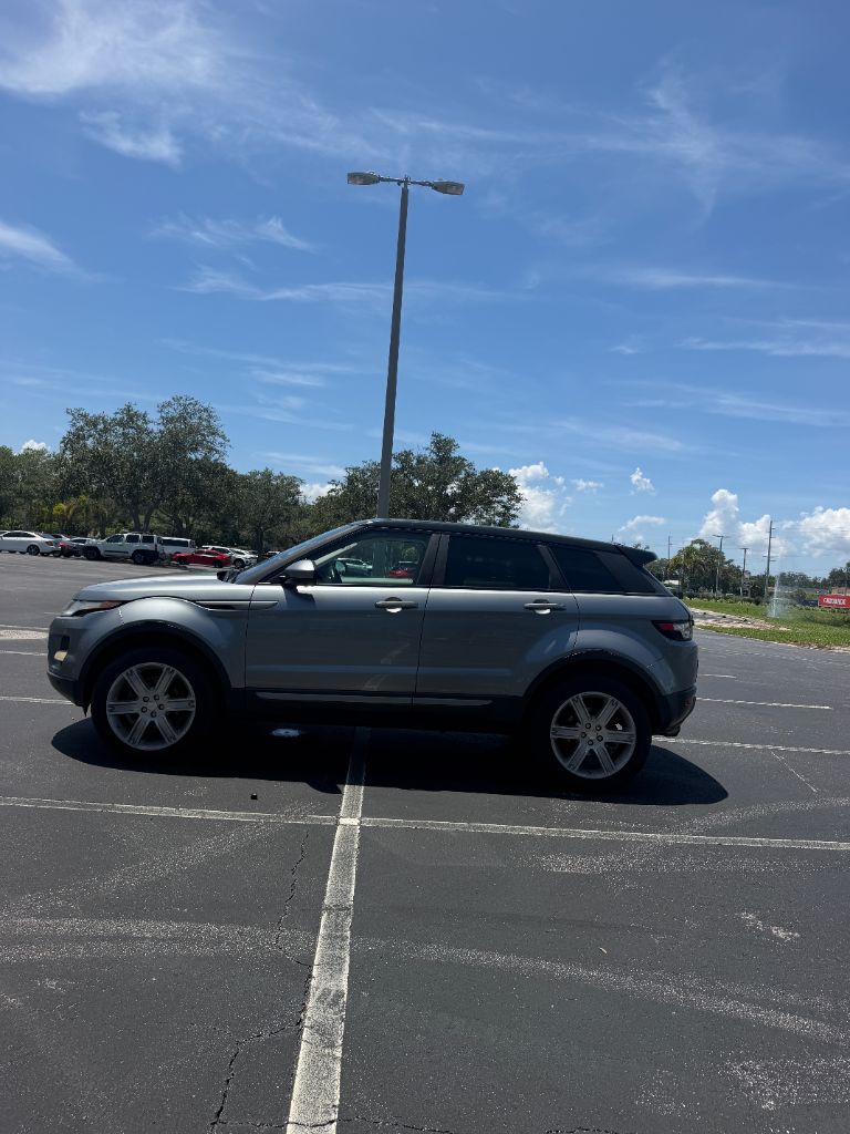 2014 Land Rover Range Rover Evoque - $10,900
