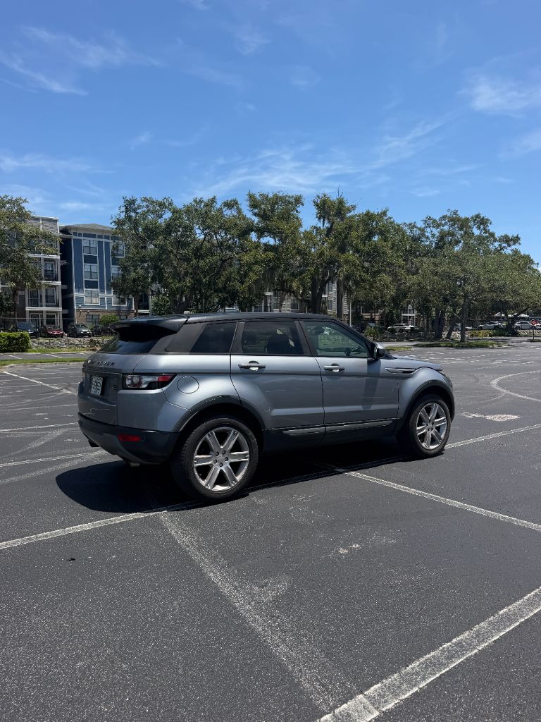 2014 Land Rover Range Rover Evoque - $10,900