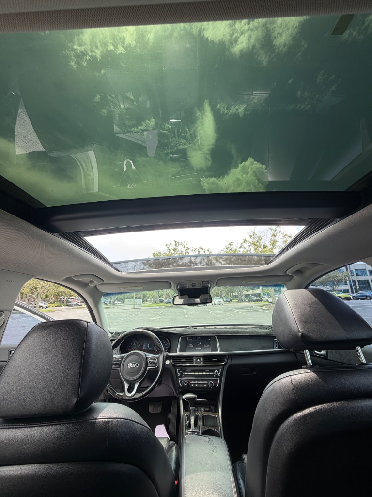 2016 Kia Optima - $10,900