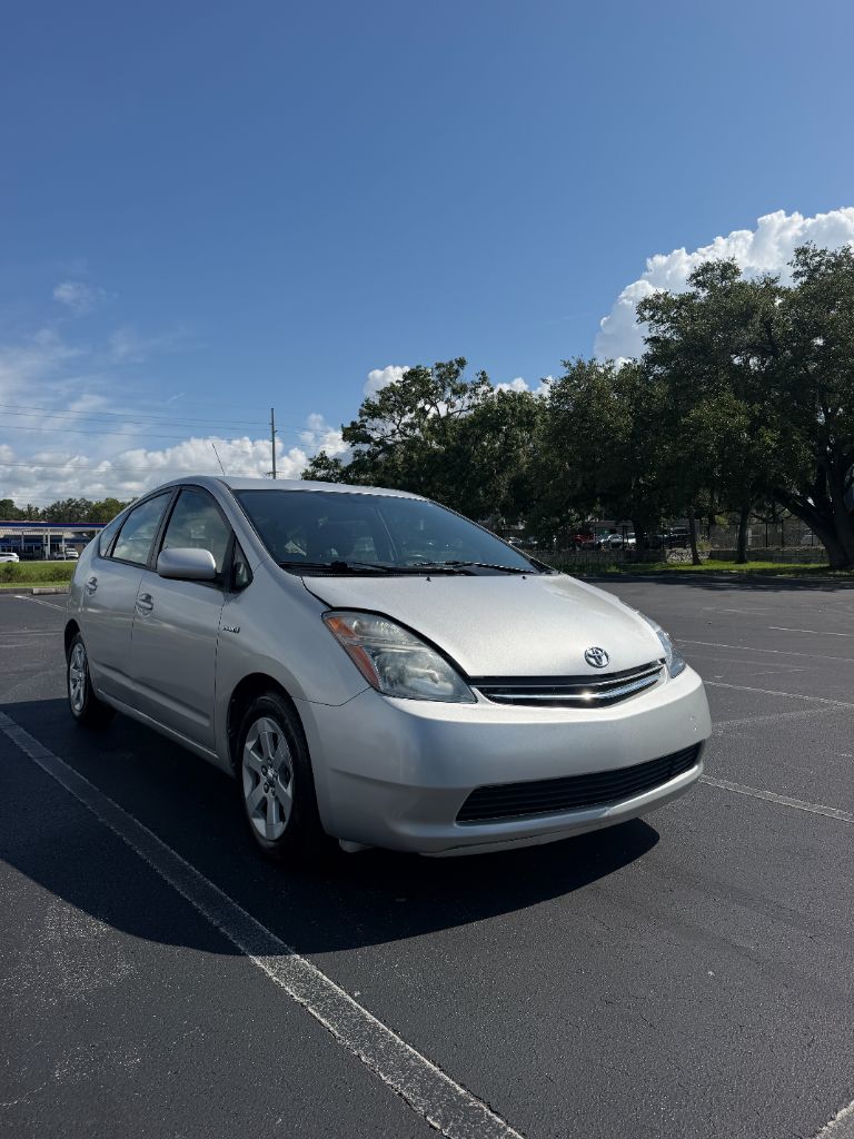 2009 Toyota Prius - $6,500