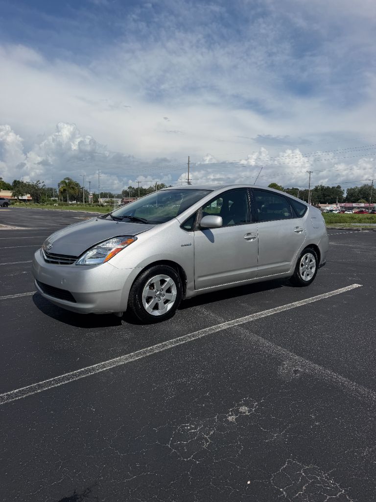 2009 Toyota Prius - $6,500