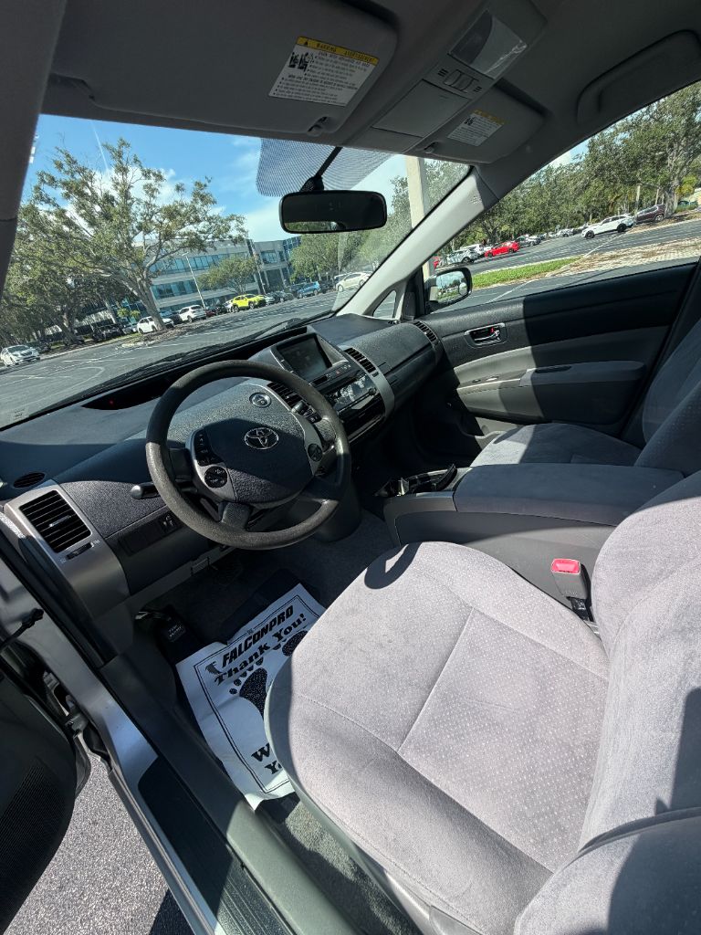 2009 Toyota Prius - $6,500