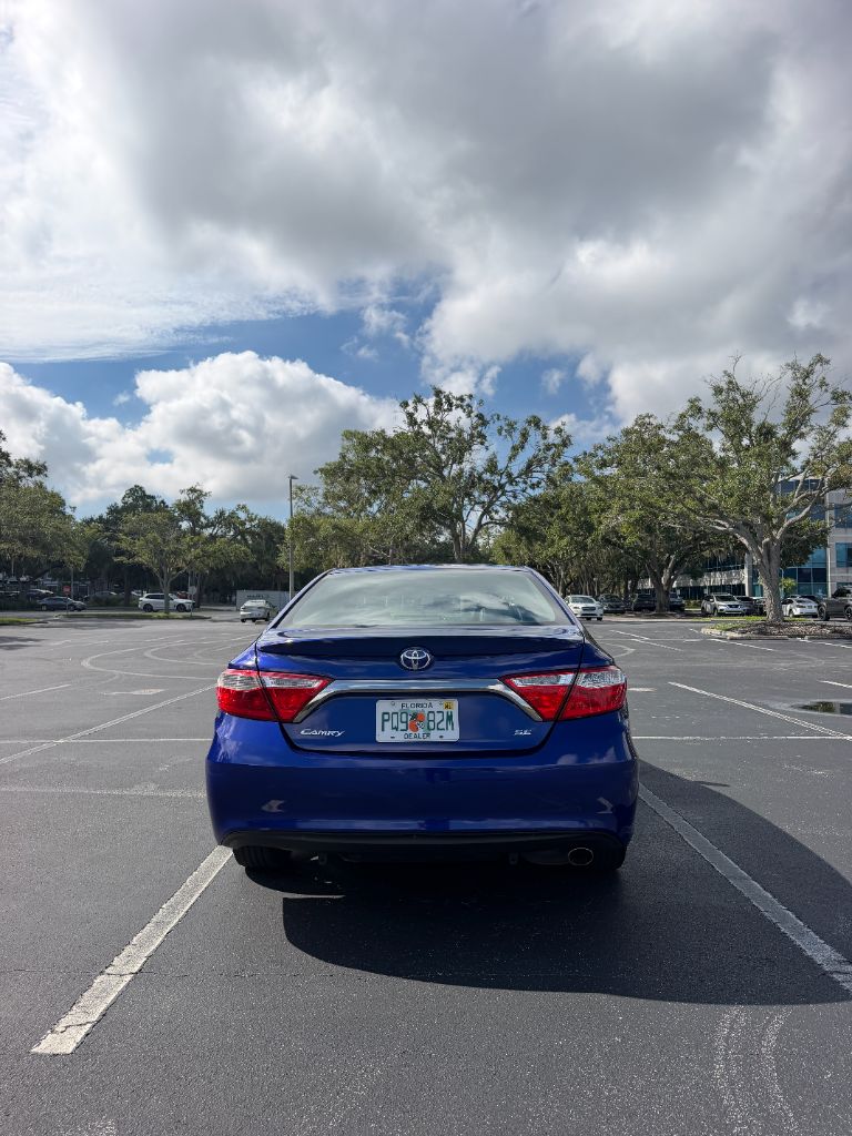 2016 Toyota Camry - $12,900