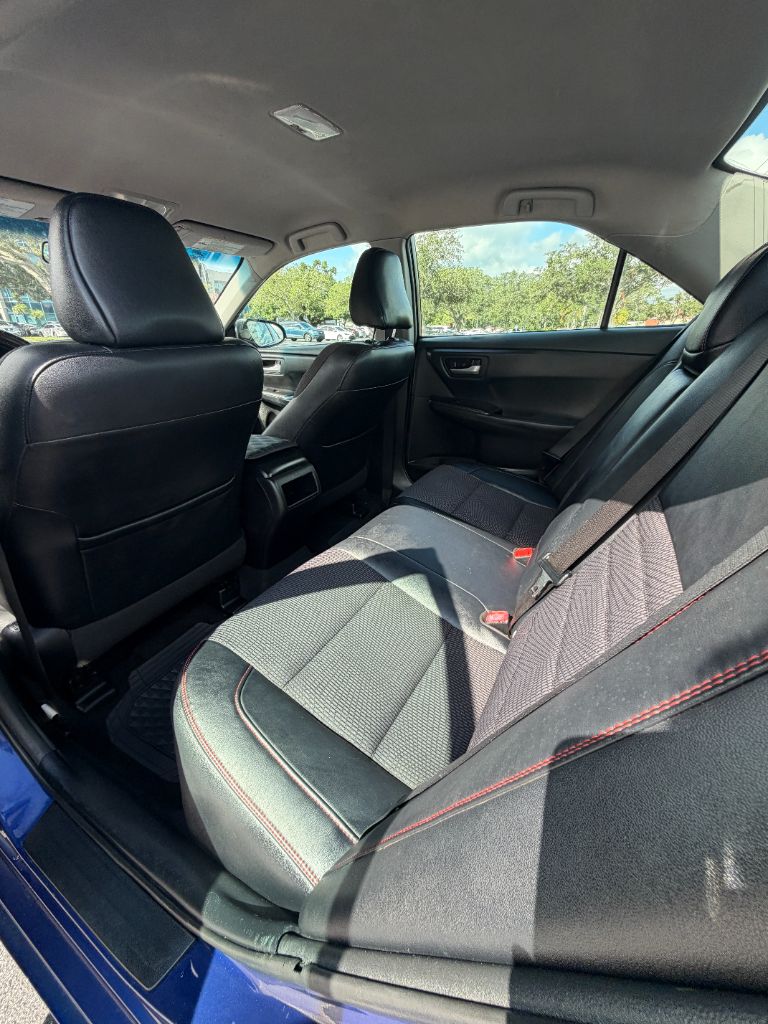 2016 Toyota Camry - $12,900