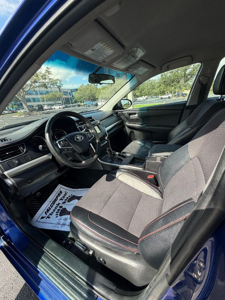 2016 Toyota Camry - $12,900