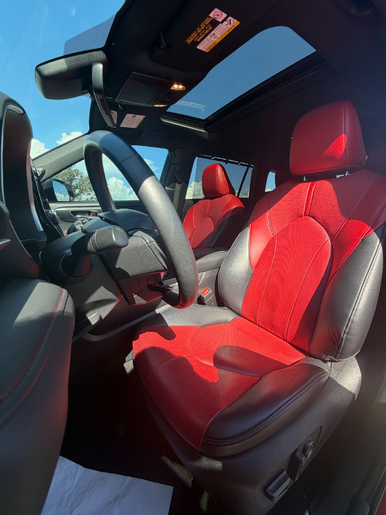 2024 Toyota Highlander - $42,990